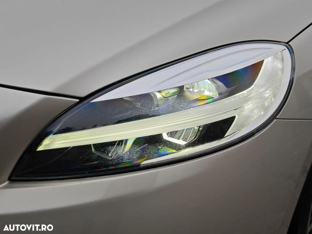 Volvo V40 D2 Geartronic Linje Svart - 22