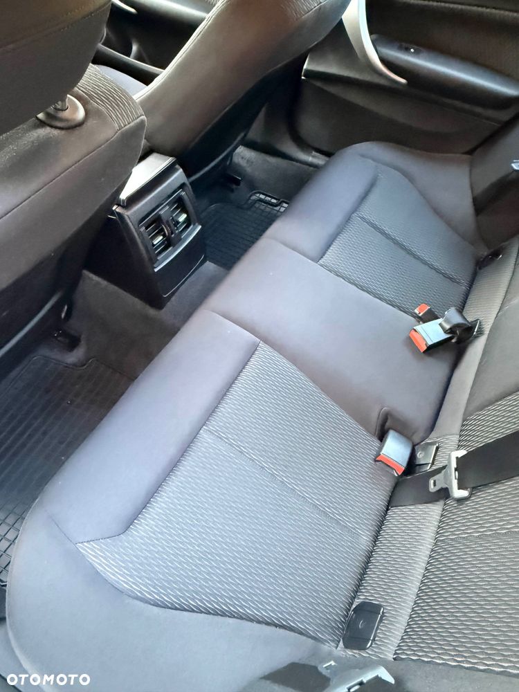 BMW Seria 1 118d - 21