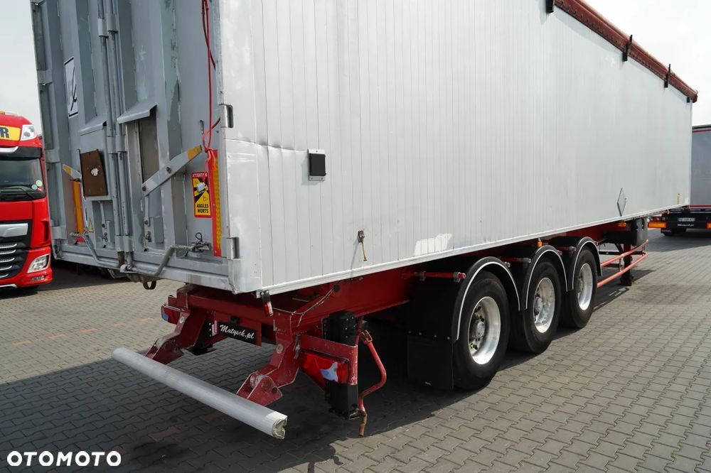 Benalu WYWROTKA 71 m3 / ALUMINIOWA  /  OŚ PODNOSZONA/ ALUFELGI / SPROWADZONA - 13