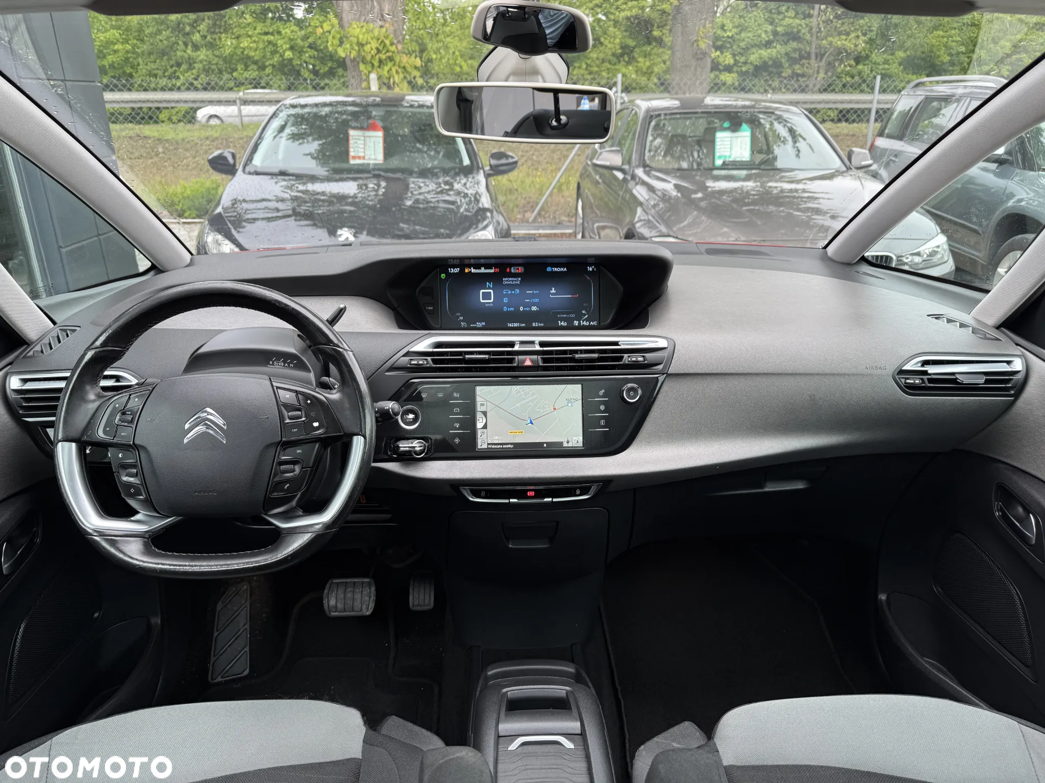 Citroën C4 Picasso e-HDi 115 ETG6 Exclusive - 24