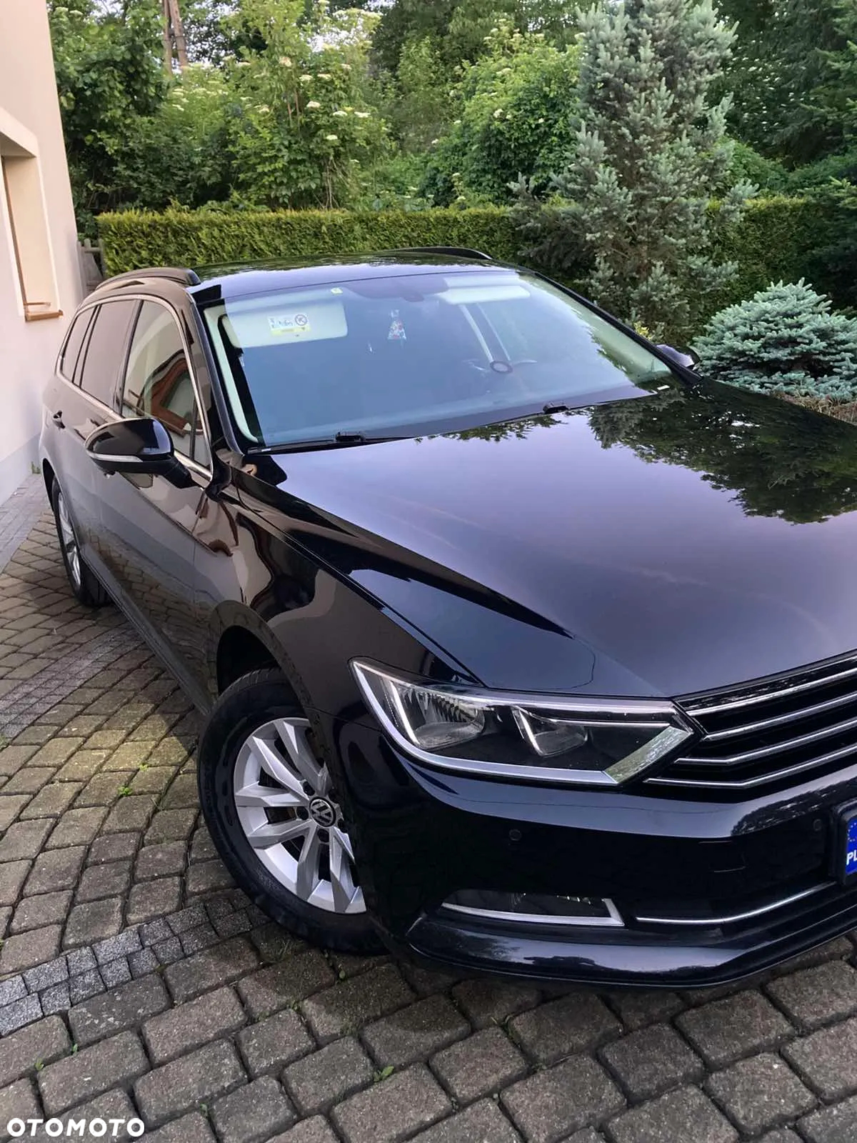 Volkswagen Passat - 11