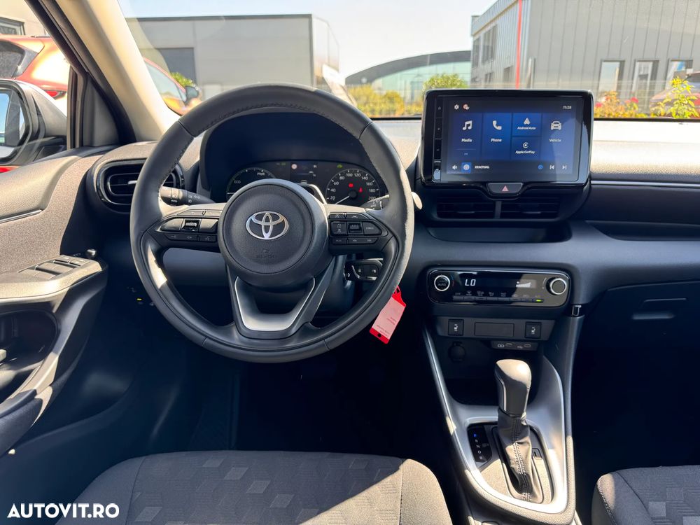 Toyota Yaris 1.5 VVT-i HSD Active - 14