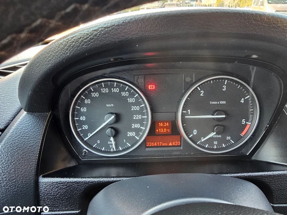 BMW X1 xDrive18d xLine - 15