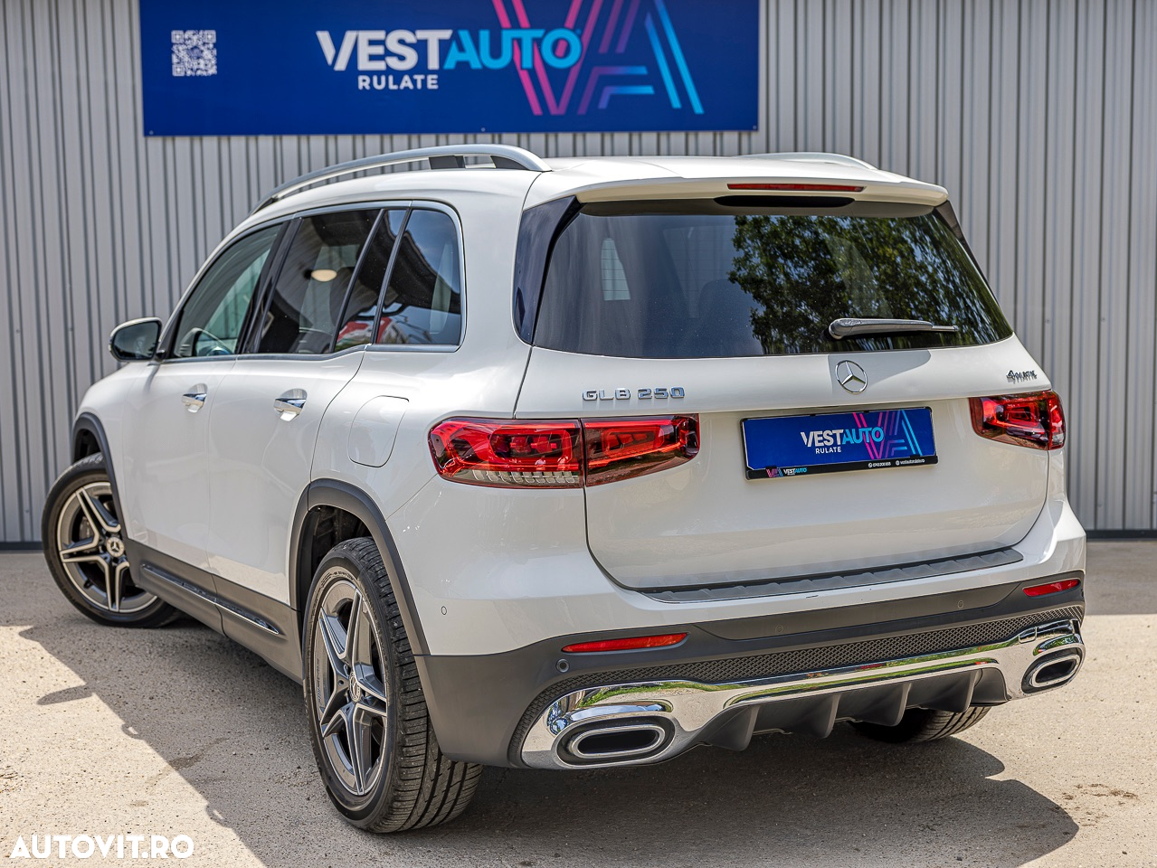 Mercedes-Benz GLB 250 4Matic 8G-DCT Style - 8