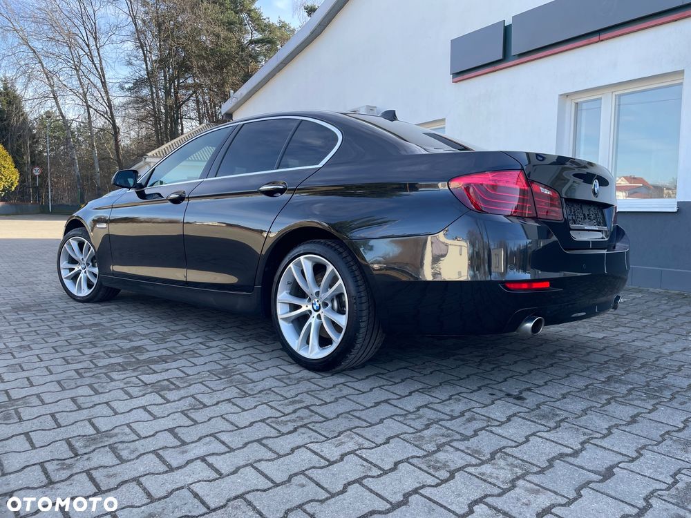 BMW Seria 5 535d Sport-Aut Luxury Line - 3
