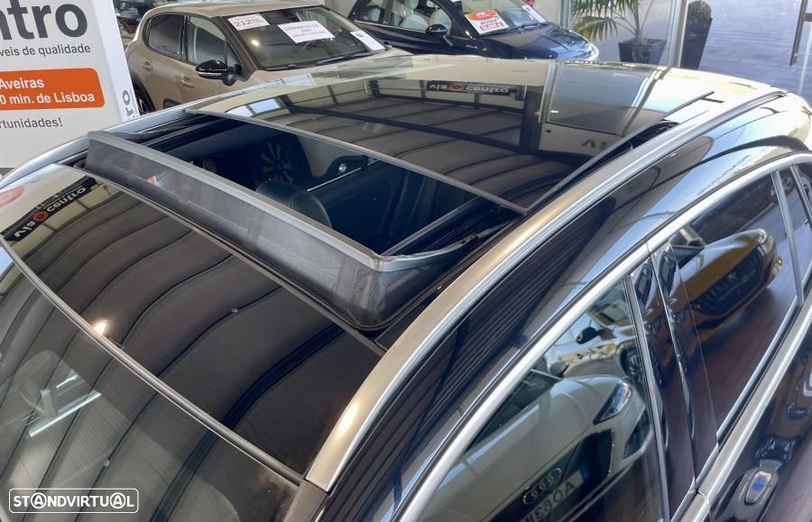 Mercedes-Benz GLA 250 e 8G-DCT Progressive - 11