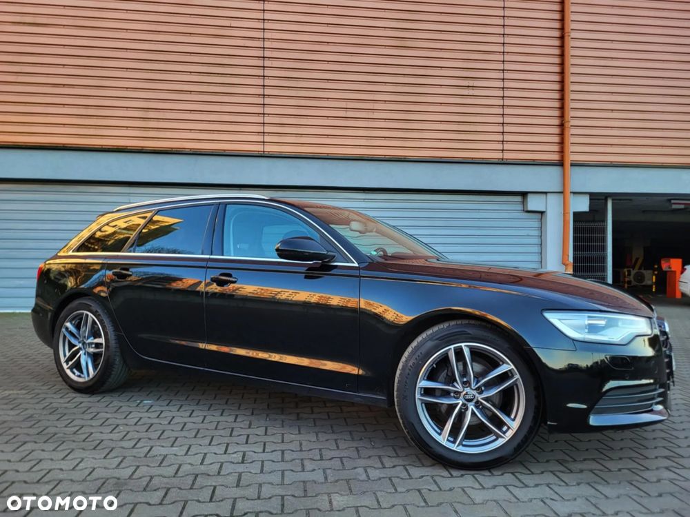 Audi A6 Avant - 16