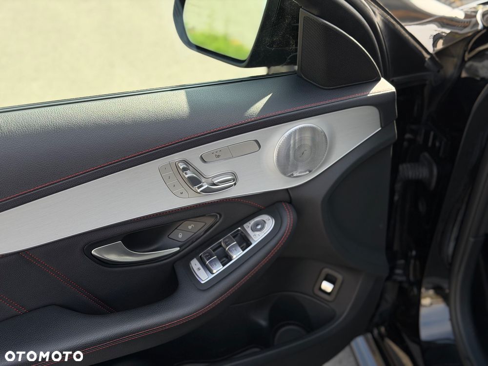 Mercedes-Benz Klasa C AMG 43 4Matic AMG TCT 9G - 16