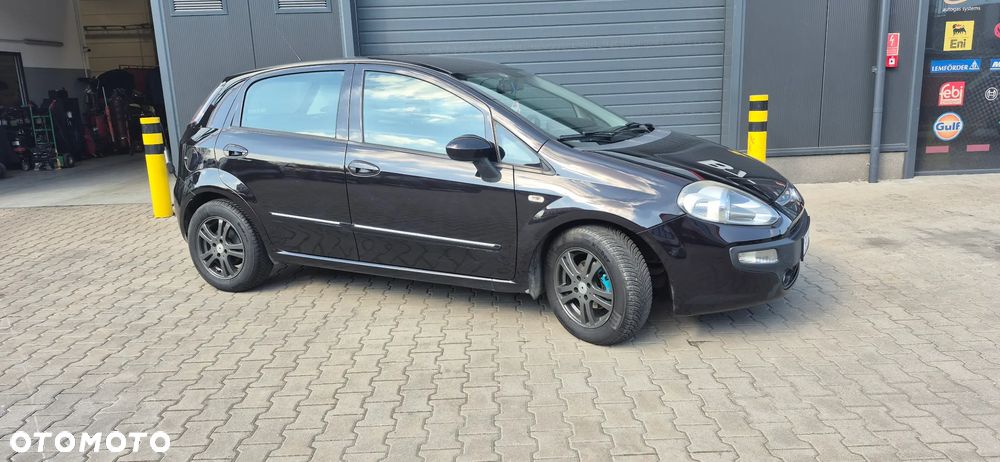 Fiat Punto Evo 1.4 8V Estiva Blue&Me Euro5 - 11