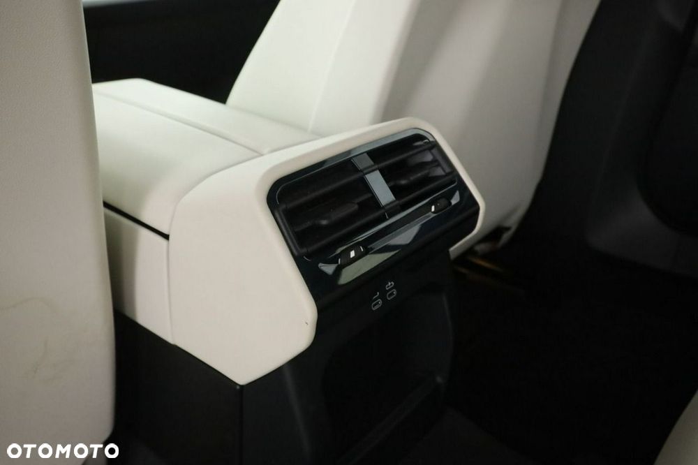 BMW Seria 5 530e PHEV M Sport - 30