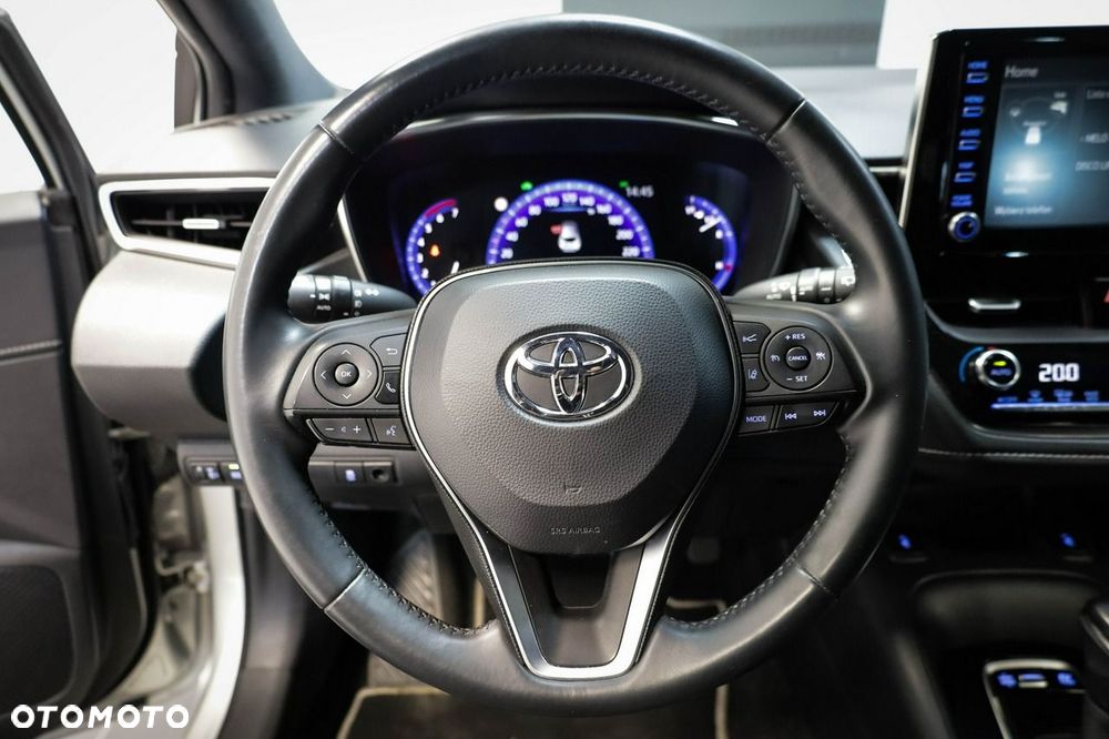 Toyota Corolla - 18