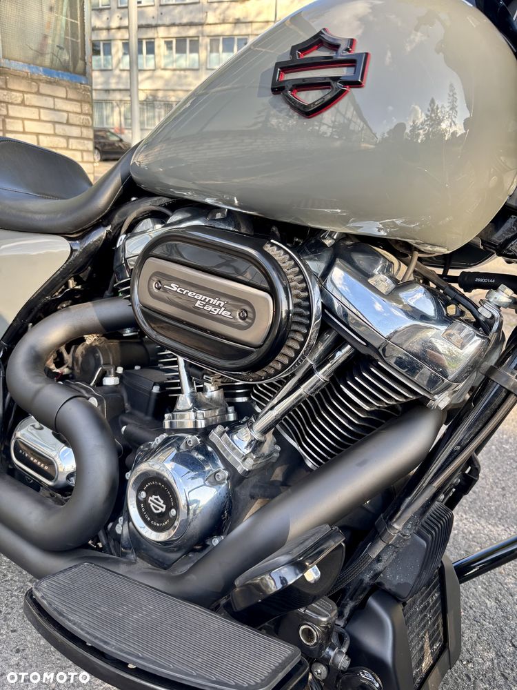 Harley-Davidson Touring Street Glide - 14