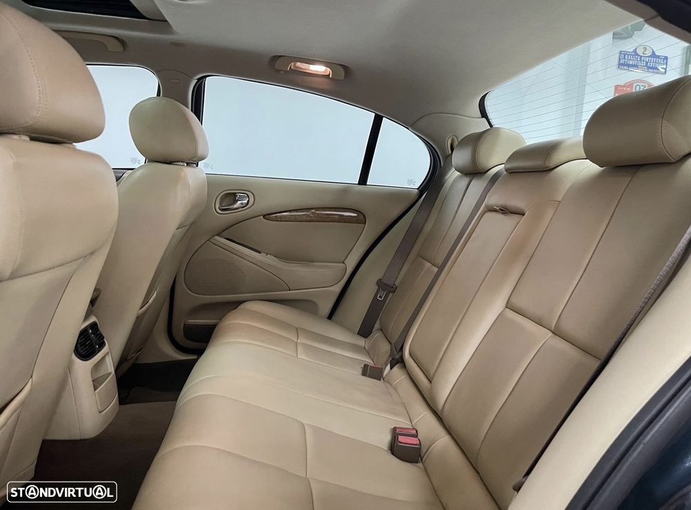 Jaguar S-Type 2.7 D V6 Classic - 5