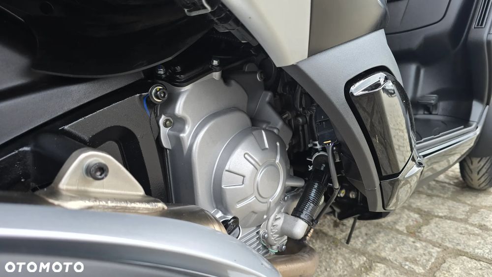 Peugeot Metropolis - 24