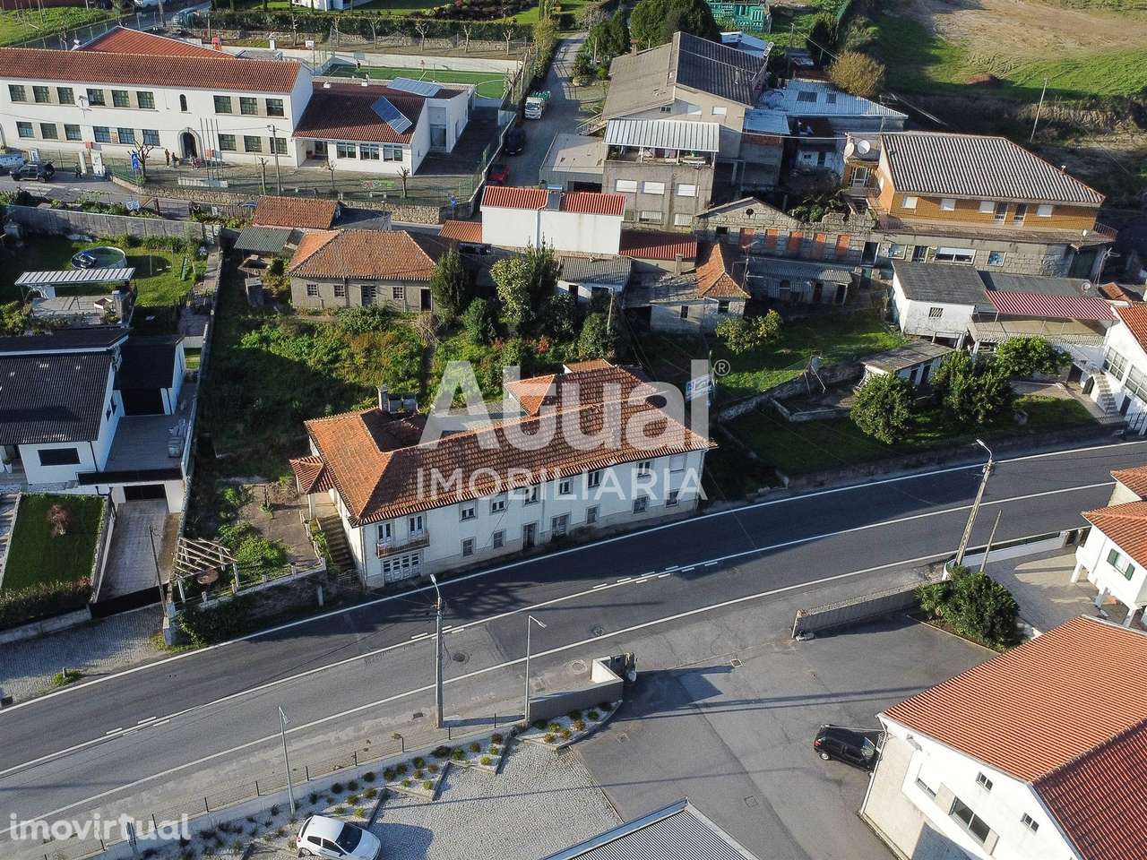 Moradia para Restaurar T3 Venda em Nespereira,Guimarães - Grande imagem: 2/6