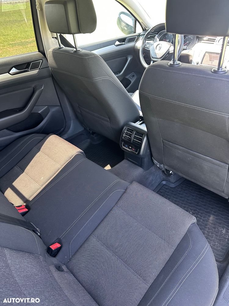 Volkswagen Passat 2.0 TDI DSG Comfortline - 14