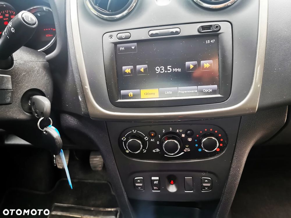 Dacia Sandero TCe 90 Laureate - 15