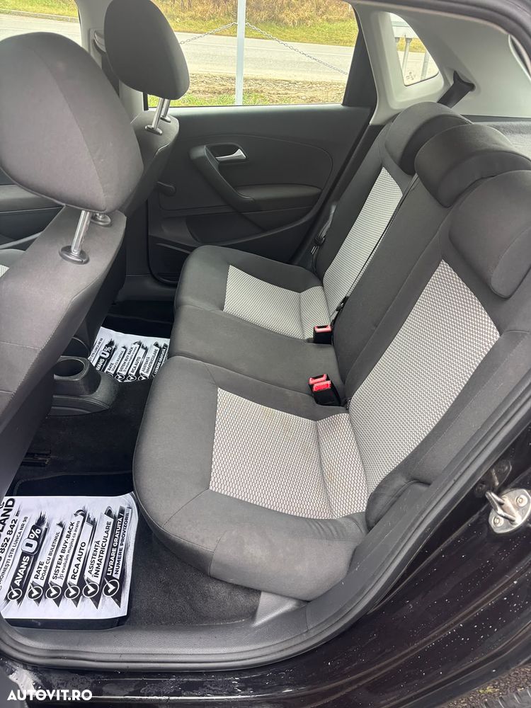 Volkswagen Polo 1.4 FSI Comfortline - 8