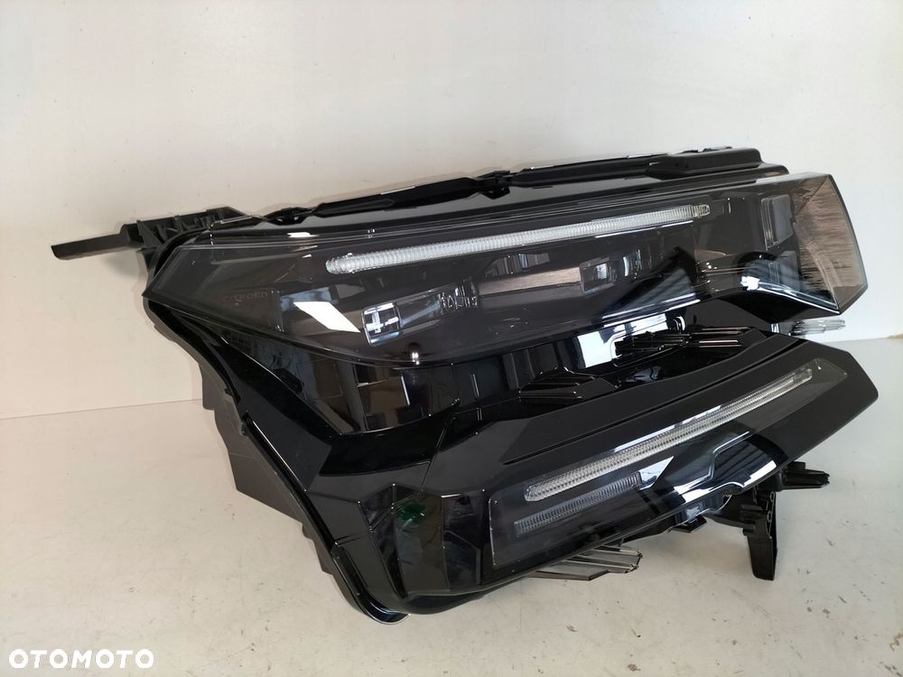 lampa przednia reflektor prawa citroen c5 e-c5 aircross ii 25- full led - 3