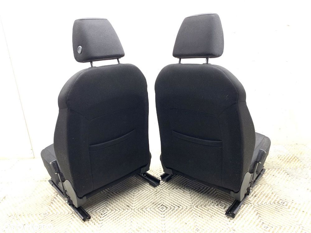 FOTELE KANAPA KOMPLET SCOUT  SKODA OCTAVIA III Combi (5E5, 5E6) 2012 - 2022 2.0 TDI / TDI RS 4x4 135 - 4