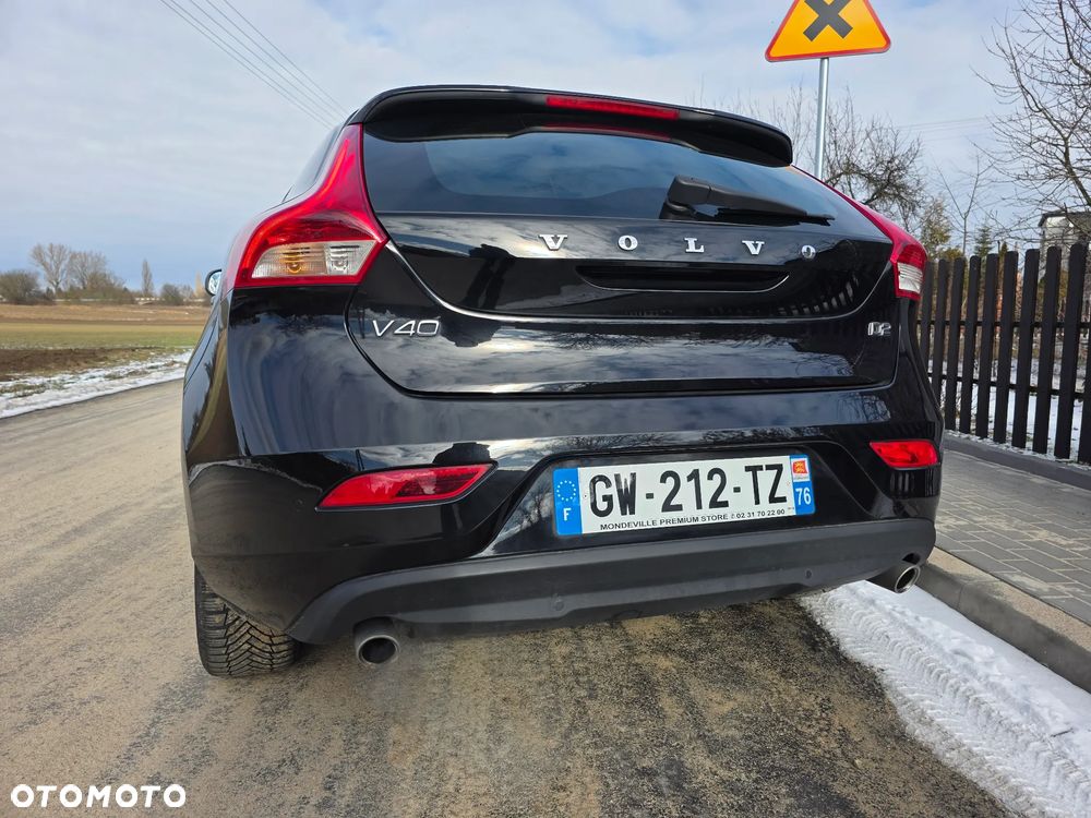Volvo V40 D2 Geartronic Linje Svart - 33