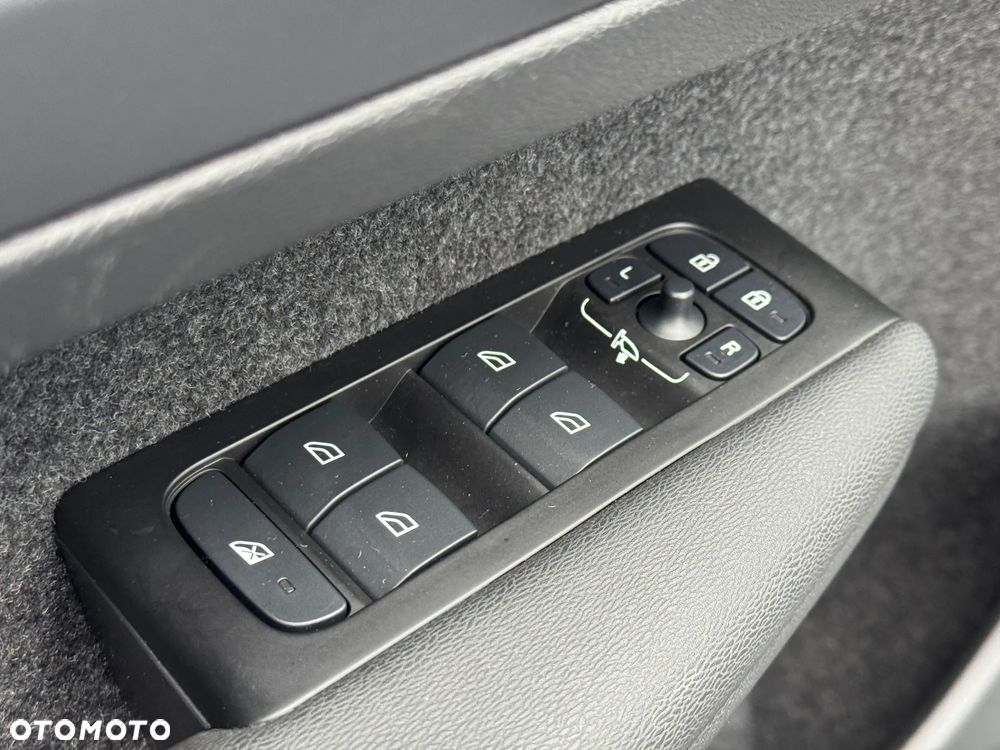 Volvo XC 40 T3 Momentum Pro - 15