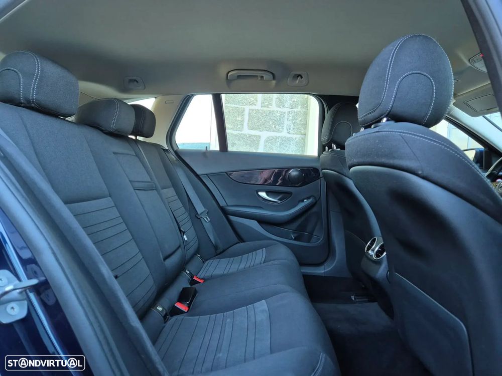 Mercedes-Benz C 200 - 10