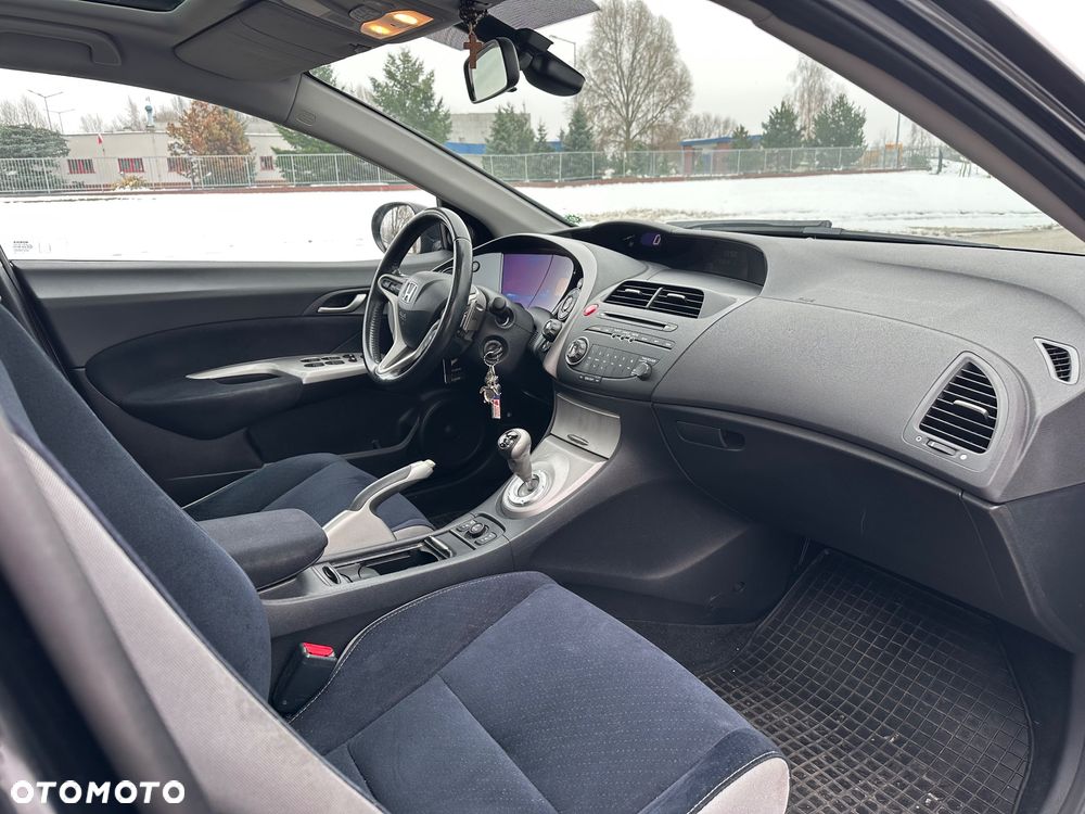 Honda Civic 1.8 Comfort - 10