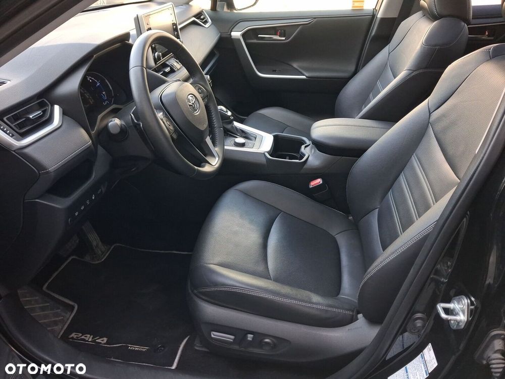 Toyota RAV4 - 17