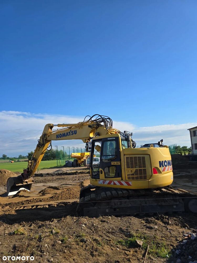 Komatsu PC228-10 - 10