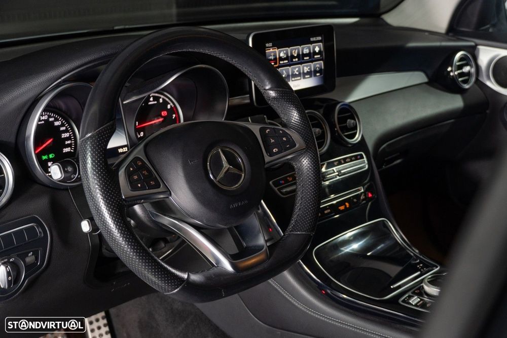 Mercedes-Benz GLC 350 e Coupé AMG Line 4-Matic - 26