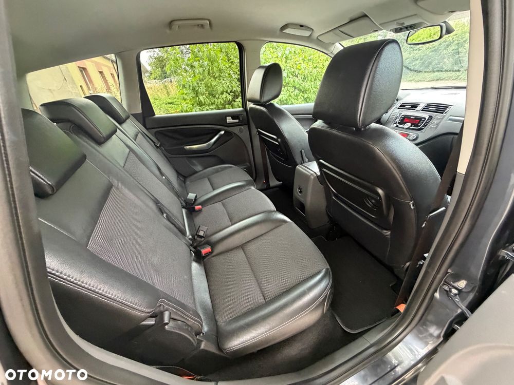 Ford C-MAX 1.8 Titanium - 24