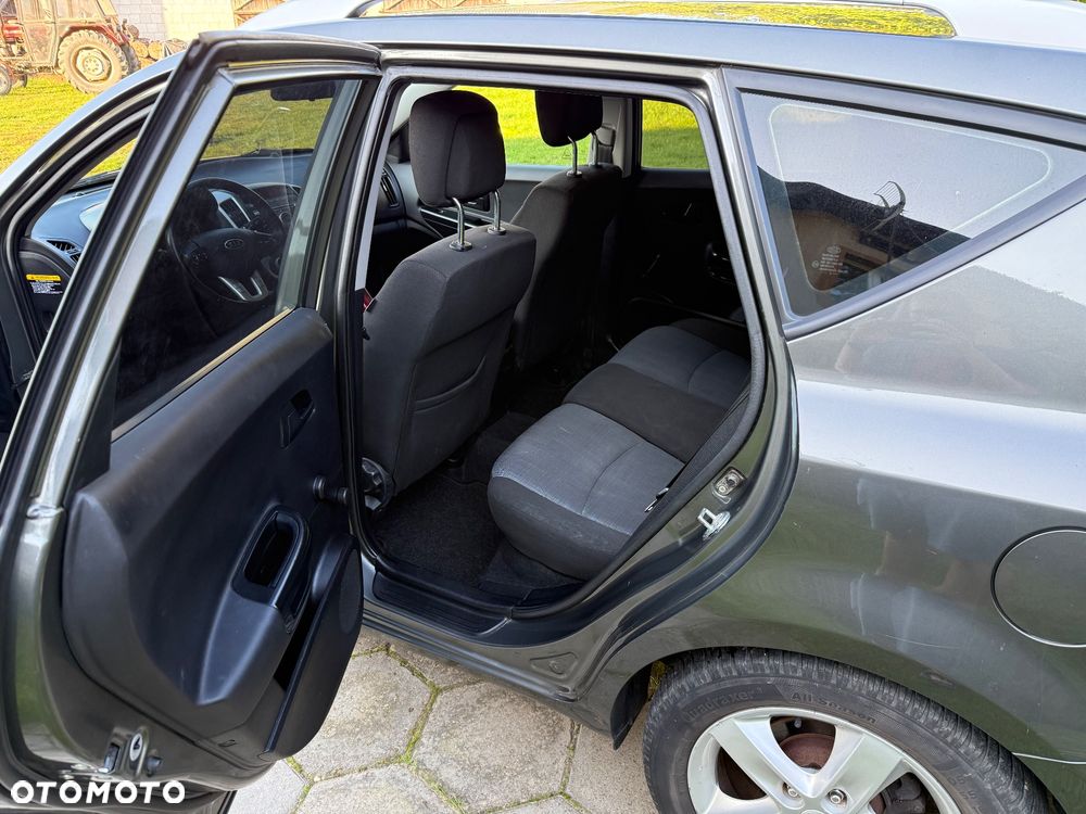 Kia Ceed - 6