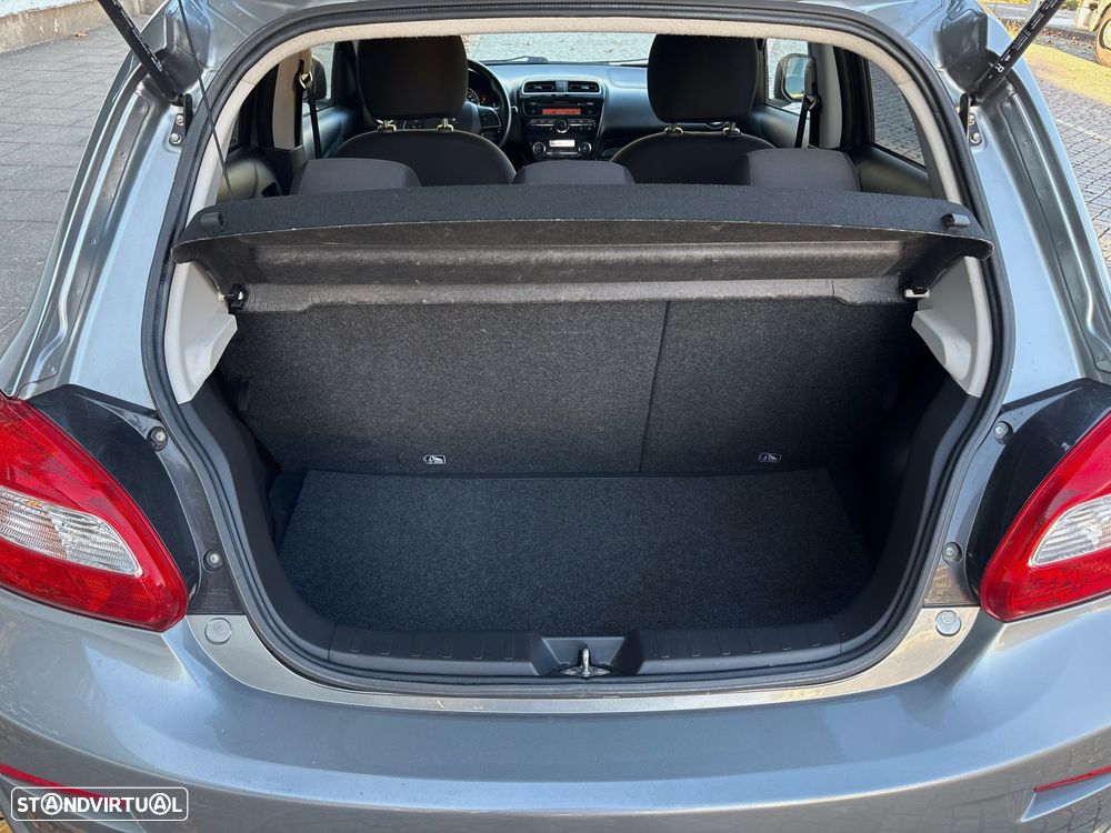 Mitsubishi Space Star 1.2 Intense Connect Edition - 23