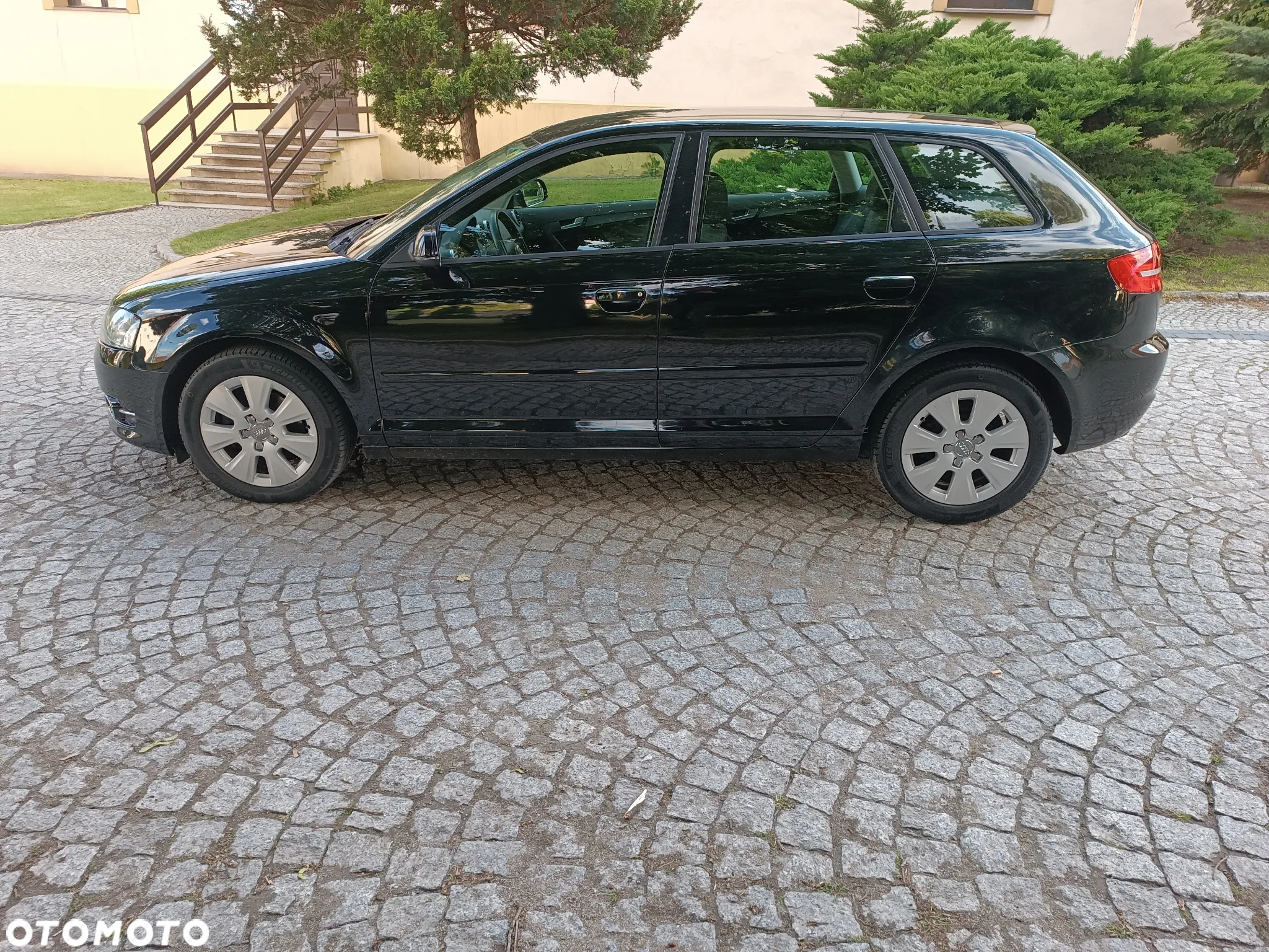 Audi A3 1.6 TDI Sportback DPF Attraction - 8