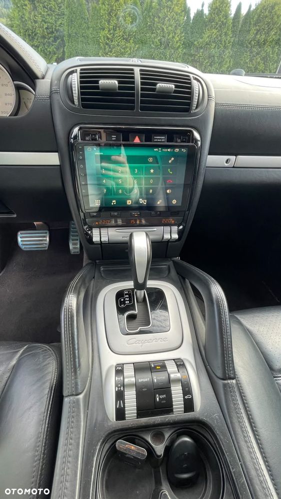 Porsche Cayenne - 31