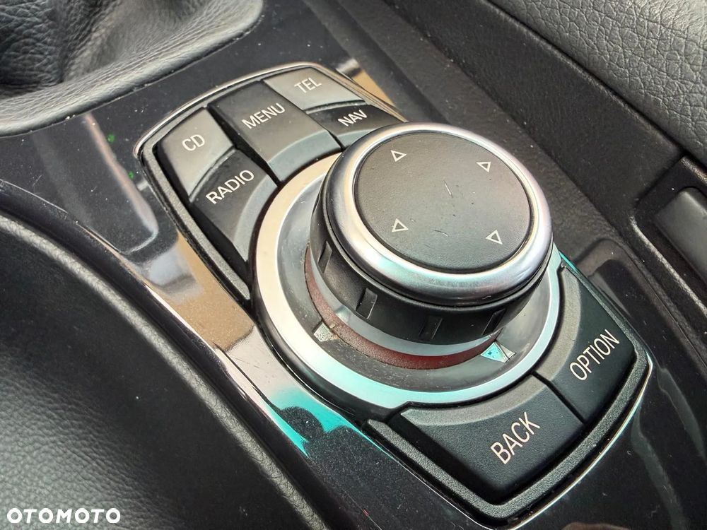 BMW Seria 5 520i Edition Exclusive - 33