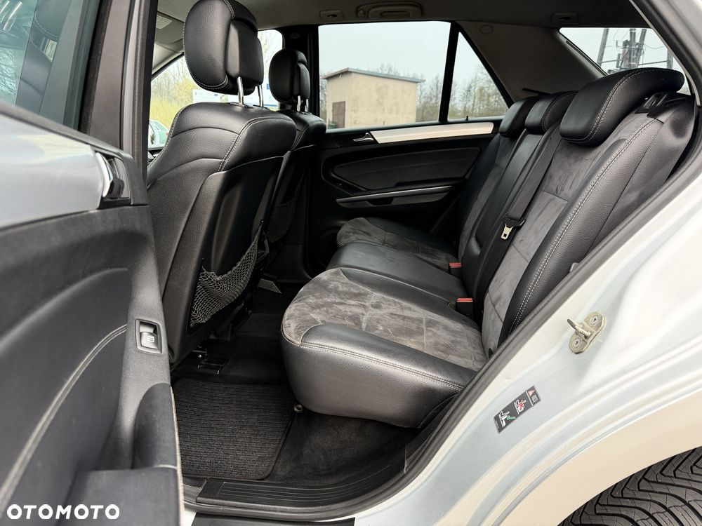 Mercedes-Benz ML - 24