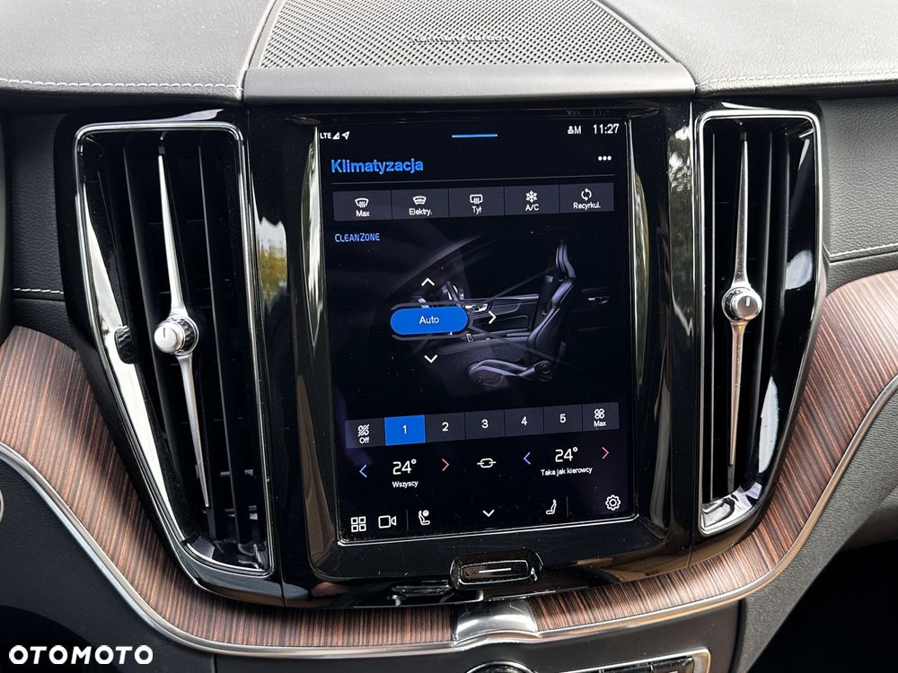 Volvo XC 60 - 28