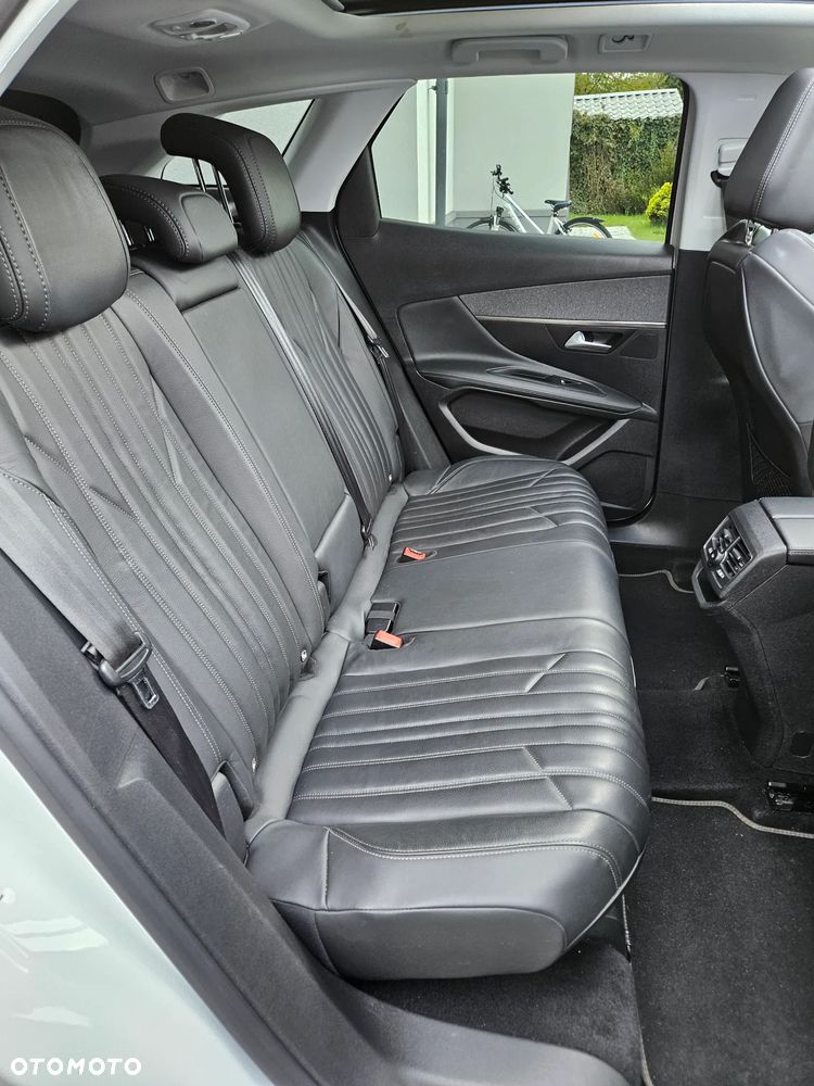 Peugeot 3008 BlueHDi 130 Stop & Start Allure Business-Paket - 23
