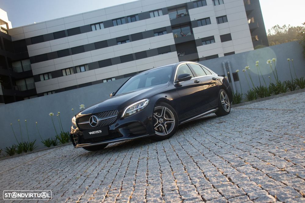 Mercedes-Benz C 220 d 4Matic 9G-TRONIC AMG Line - 2