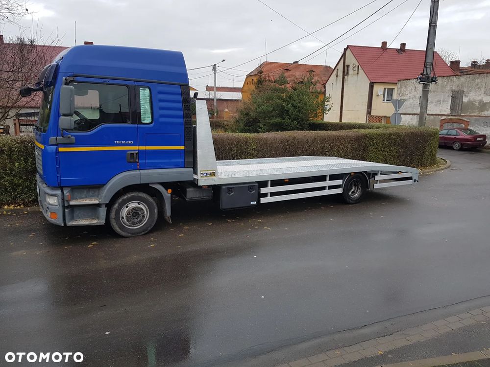 najazd ZABUDOWA DAF VOLVO FL midlum kunice - 4