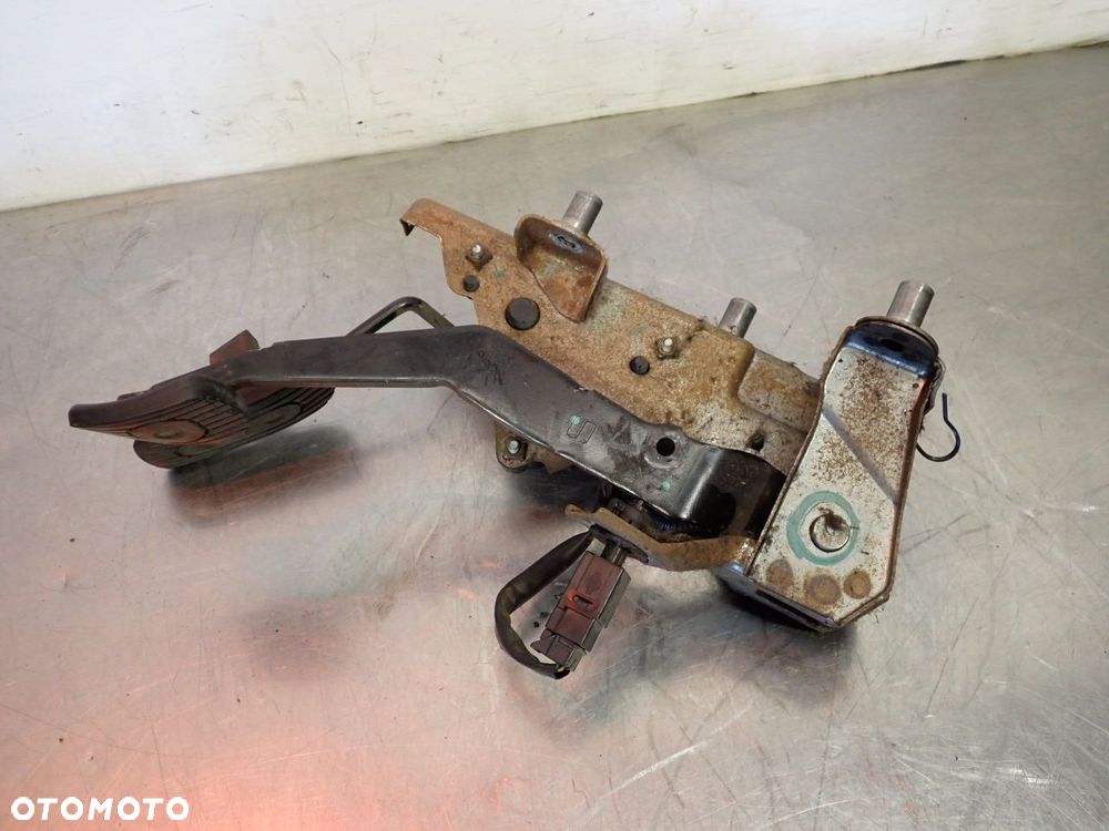 PEDAŁ GAZU HAMULCA NISSAN MICRA K12 C+C - 5