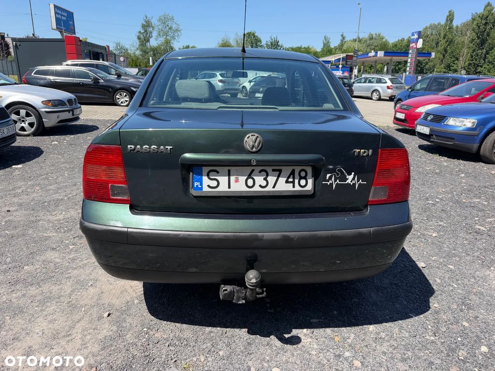 Volkswagen Passat - 5