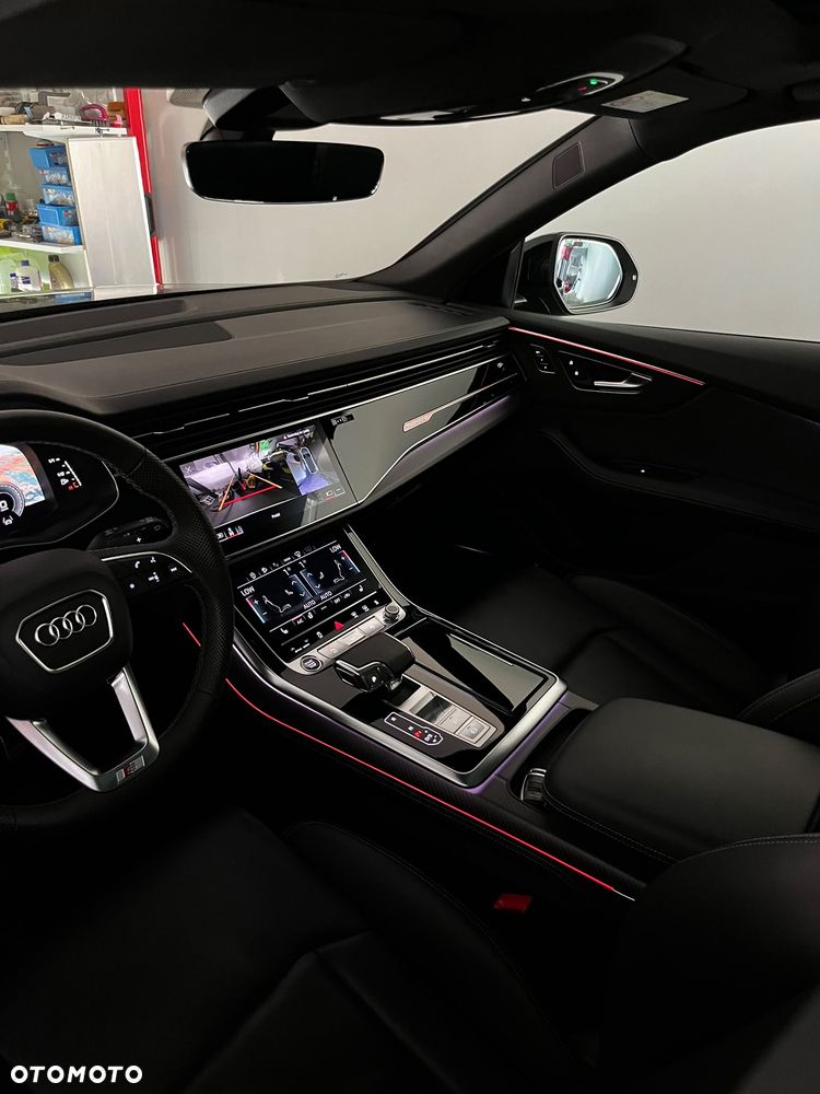 Audi Q8 - 14