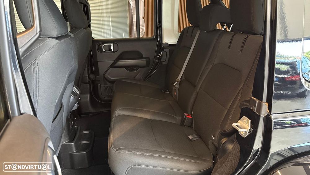 Jeep Wrangler Unlimited 2.0 TG 4xe Sahara - 13
