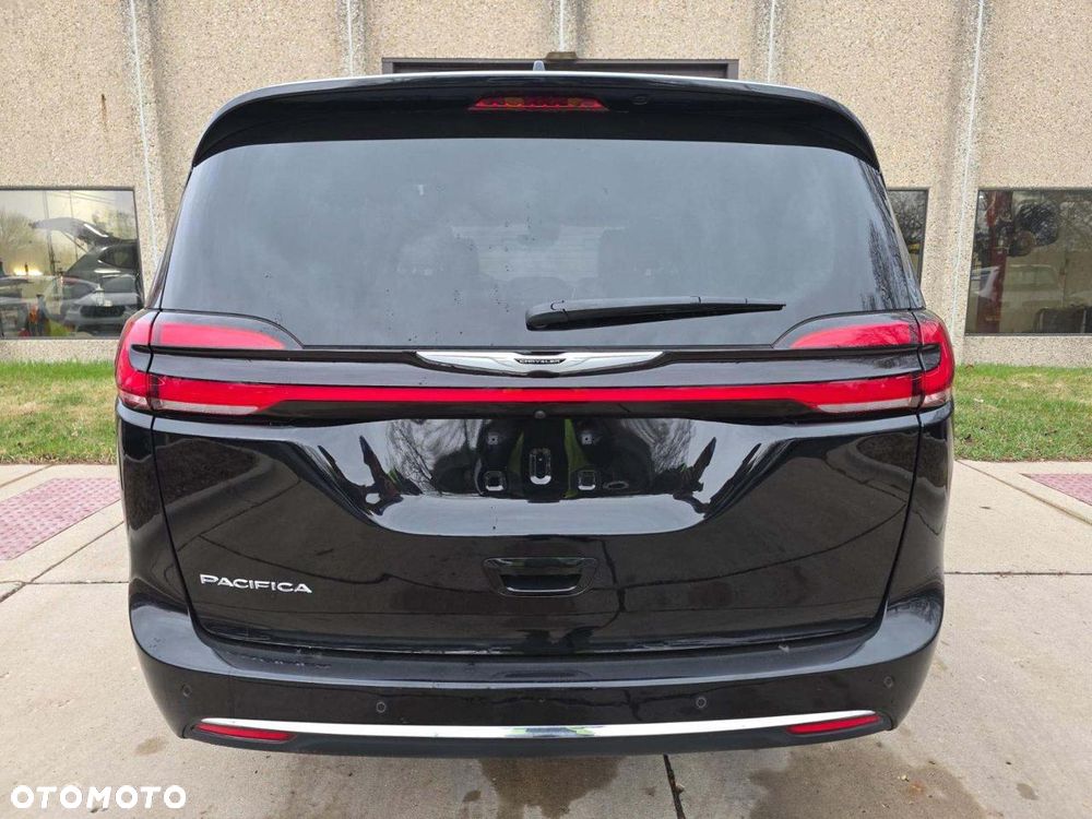 Chrysler Pacifica - 14