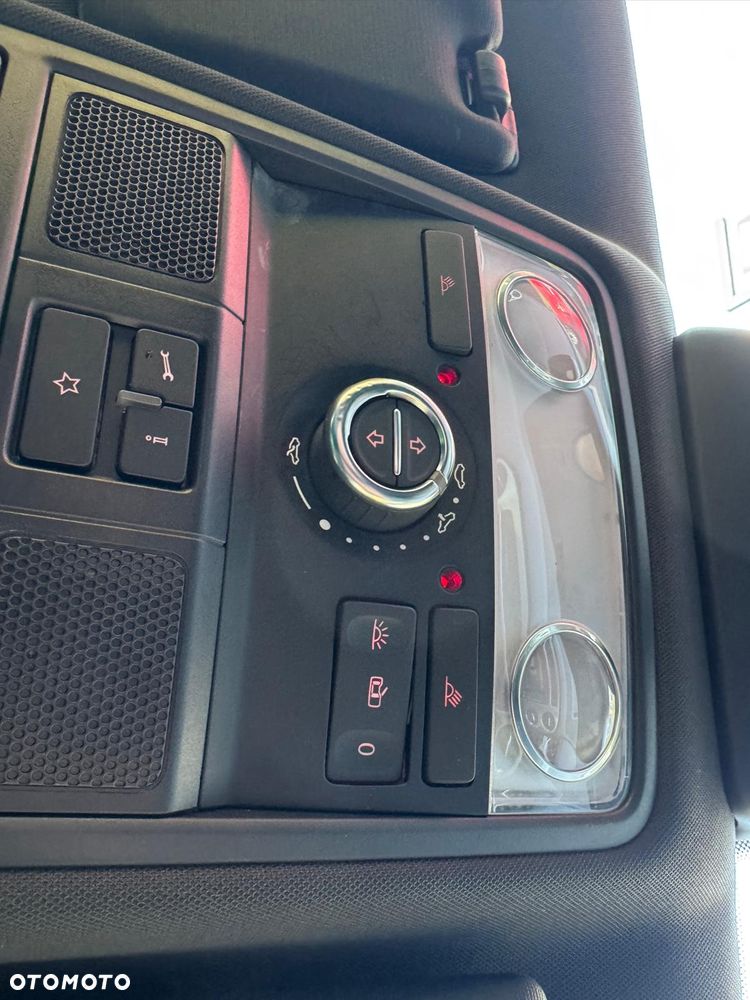 Volkswagen Tiguan 2.0 TDI DPF BlueMotion Technology Cup Sport & Style - 20
