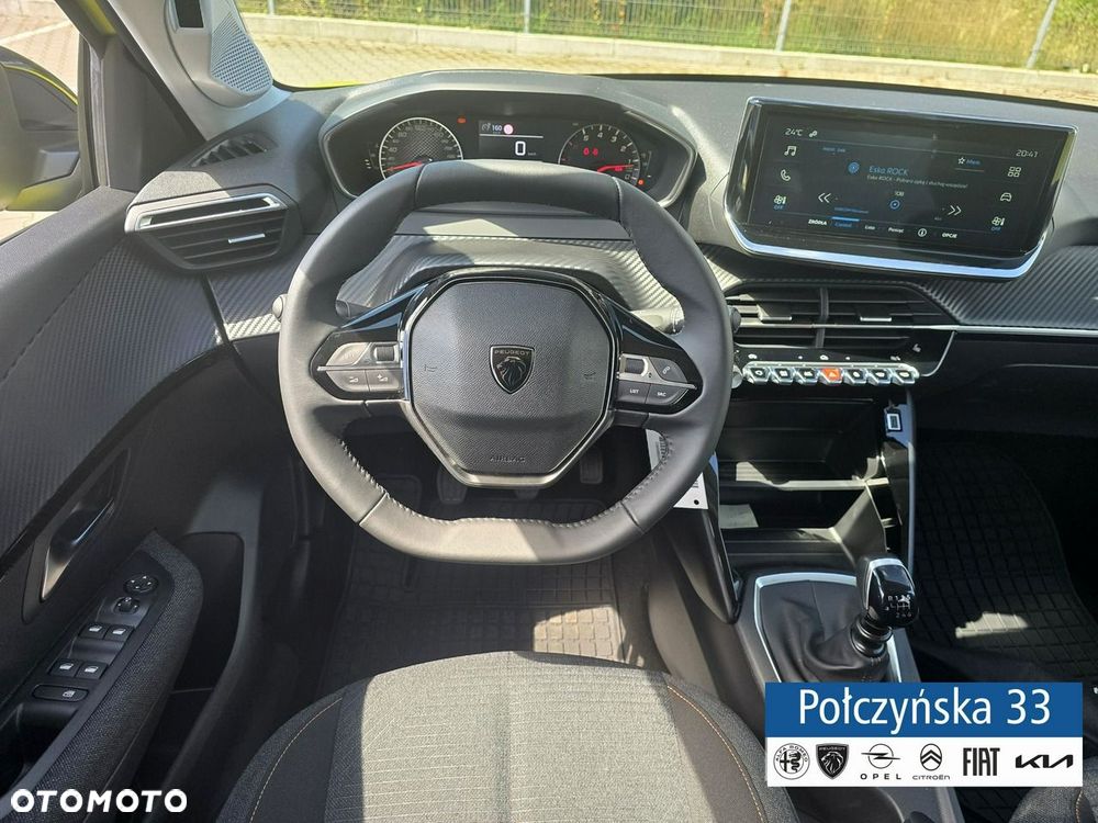 Peugeot 208 - 19