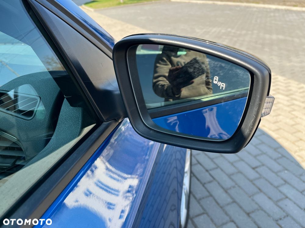 Skoda Fabia 1.0 TSI Monte Carlo - 37